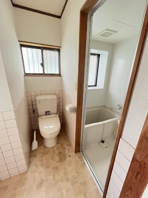 桜井町一戸建て貸部屋 トイレ