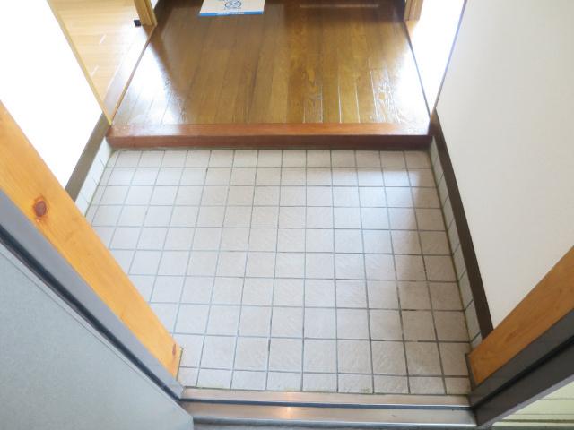 パークサイド葛島（2A） 玄関