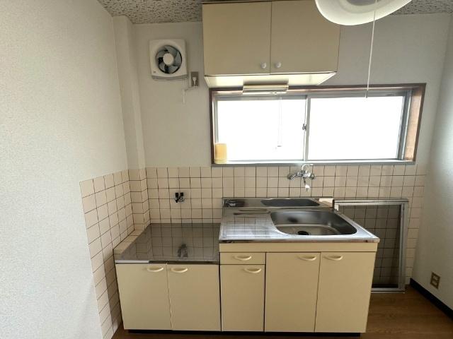 ハイツ塚ノ原（202） キッチン