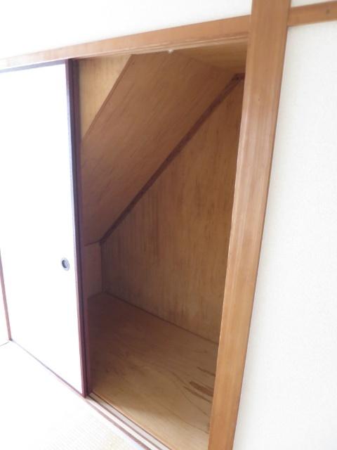 北秦泉寺91-1貸家　西棟（-） 収納