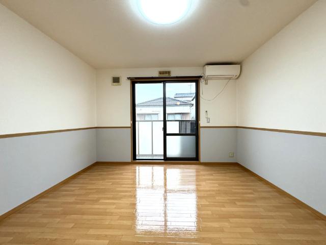 ＩＶＹ　ＣＯＵＲＴ　A棟（A202） リビング