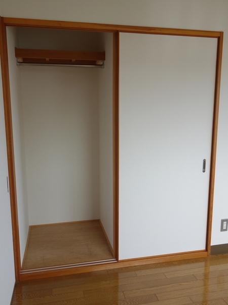 ハイツかおる（301） 収納