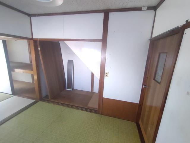 テラスハウス愛宕山（A） 収納
