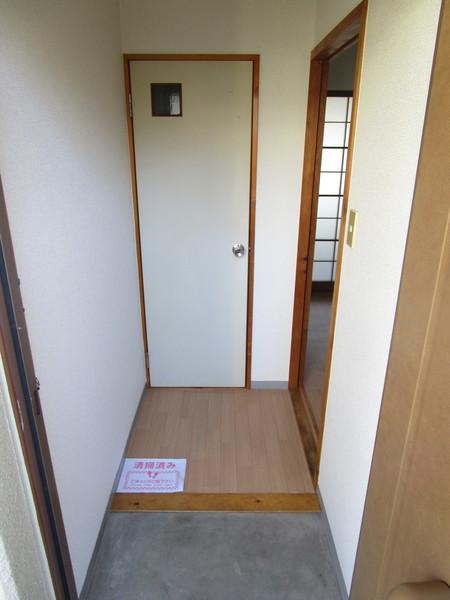 コスモハイツ高須（305） 玄関