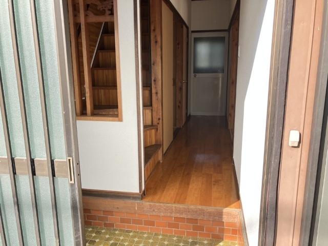 一宮中町1丁目6-59貸家（higashi） 玄関