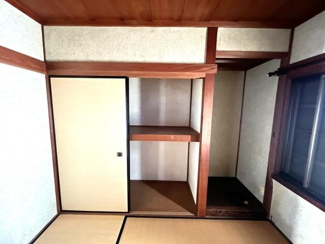 薊野南町9-18貸家（-） 収納
