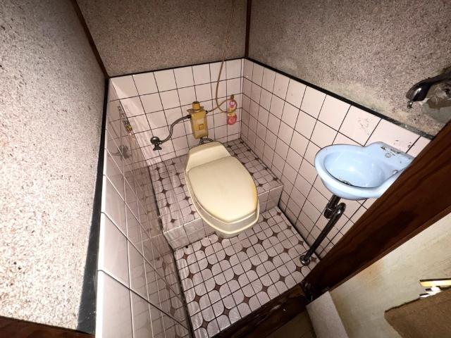 薊野南町9-18貸家（-） トイレ