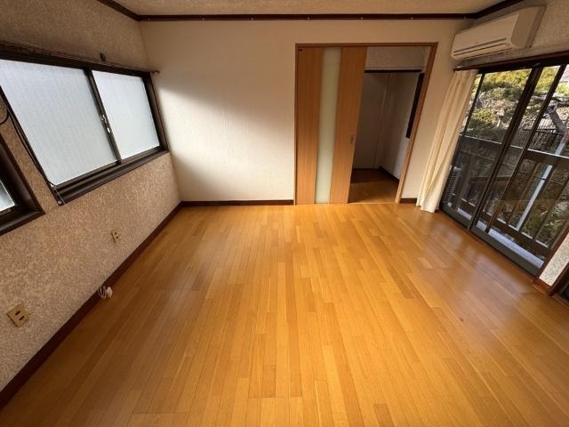 第二サワダビル（301） リビング