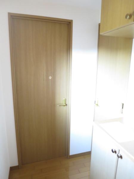 ドルチェ長崎（305） 玄関