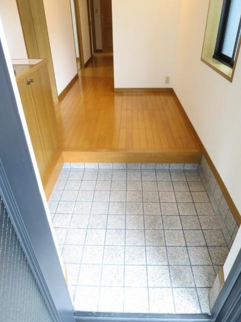 上町3丁目11-9貸家（-） 玄関