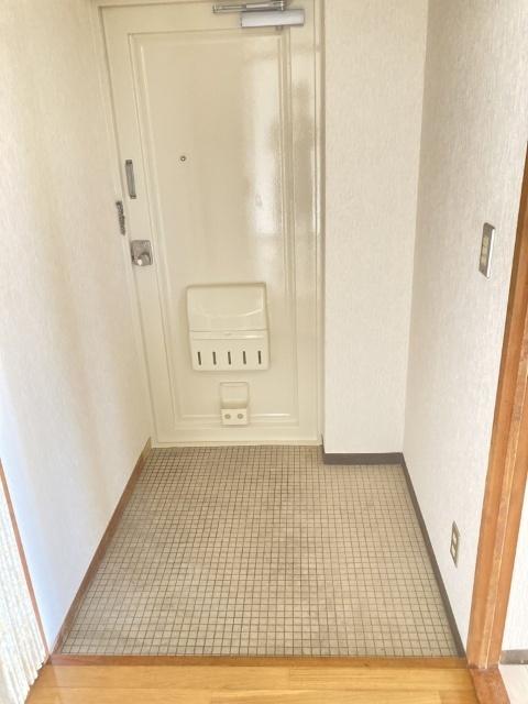 第2あざみハイツ（404） 玄関