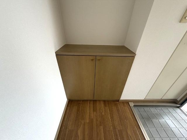 ラピスハイネス　B棟（B201） 玄関