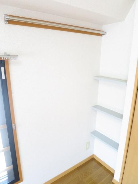 ネオクレメント（403） その他