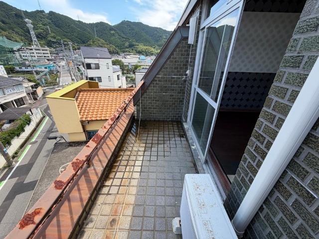 シャンテ南竹島　南棟（11〜15号室）（312） バルコニー