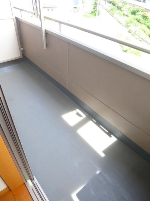 山陽ハイツ（301） バルコニー