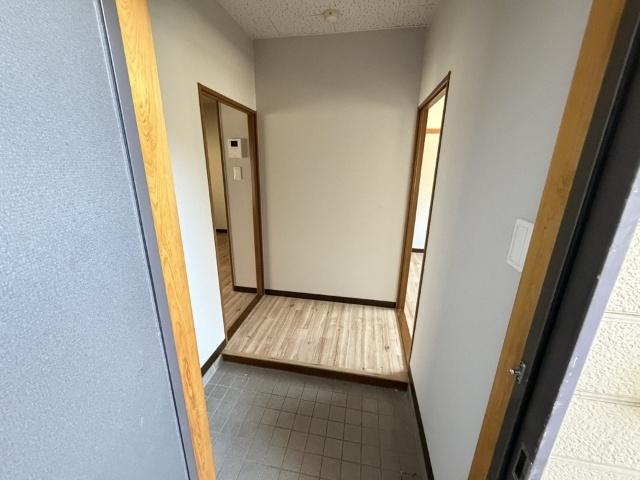 パークサイド葛島（1Ｃ） 玄関