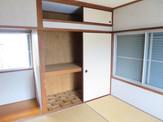 北秦泉寺91-1貸家　西棟（-） 収納