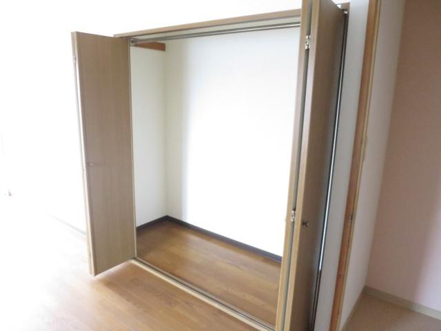 メゾン桜井（302） 収納