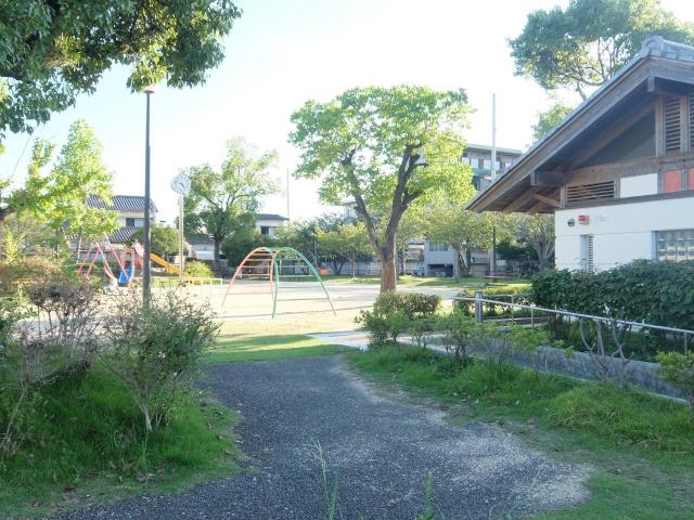 吉田公園：690m