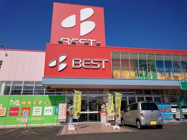 ベスト電器高知西店：264m
