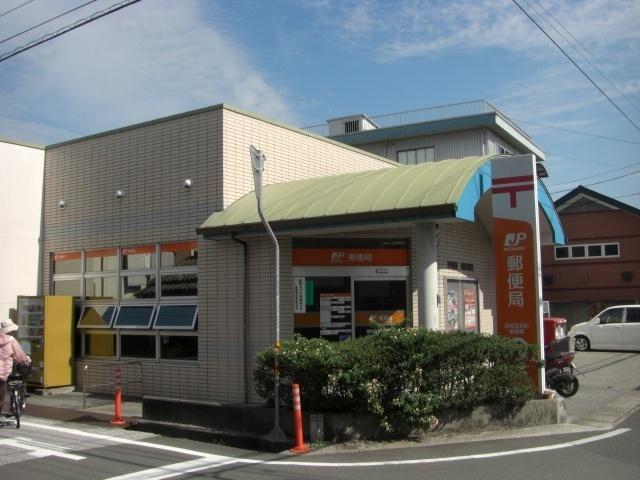 高知宝永町郵便局：751m