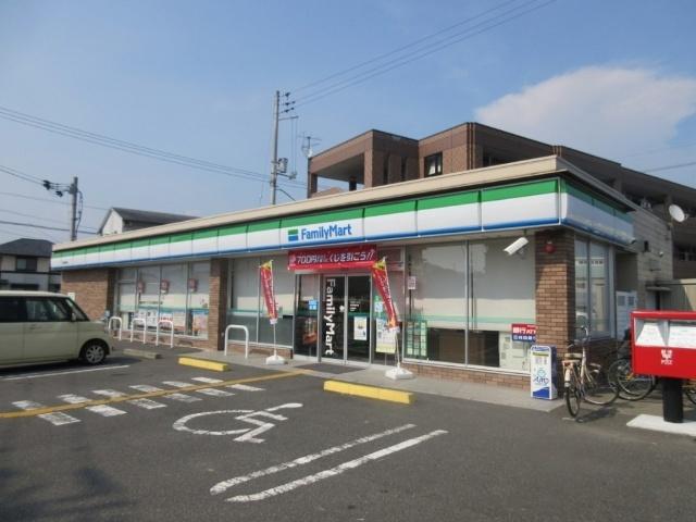 ファミリーマート高知朝倉西店：492m