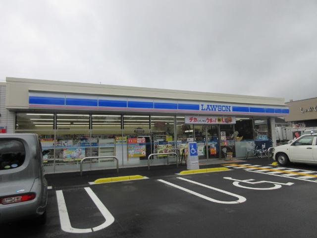 ローソン高知鴨部高町店：864m