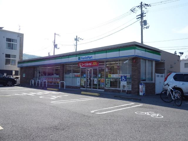 ファミリーマート高知百石二丁目店：395m