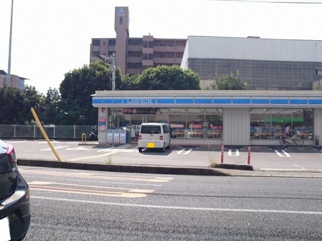 ローソン高知北本町四丁目店：250m