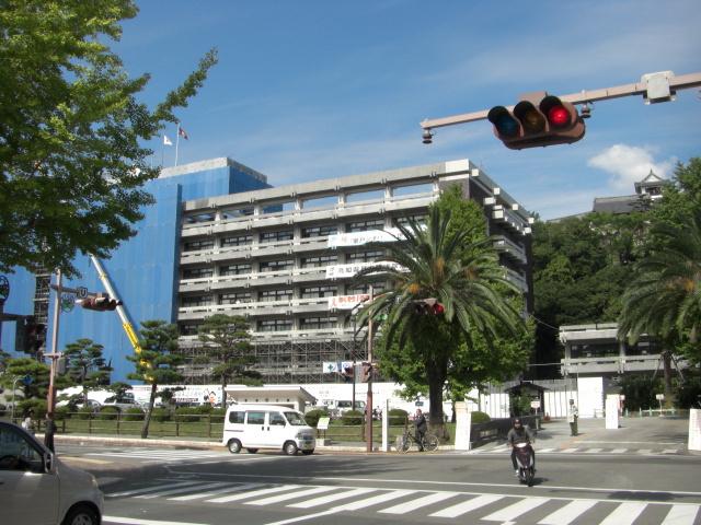高知県庁：1916m