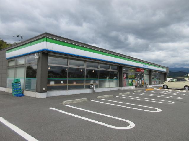 ファミリーマート高知大津店：1545m