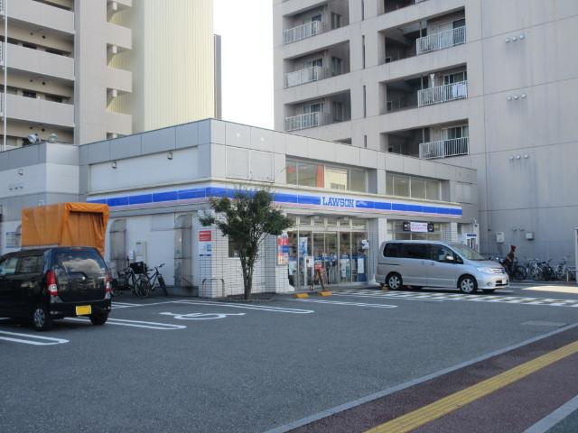 ローソン高知新本町店：383m