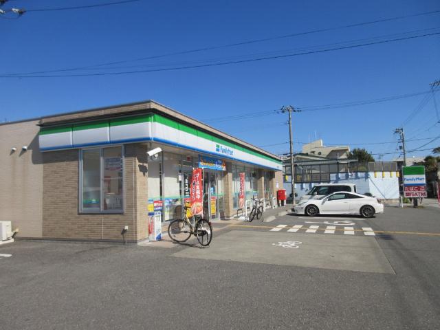 ファミリーマート高知旭天神町店：500m