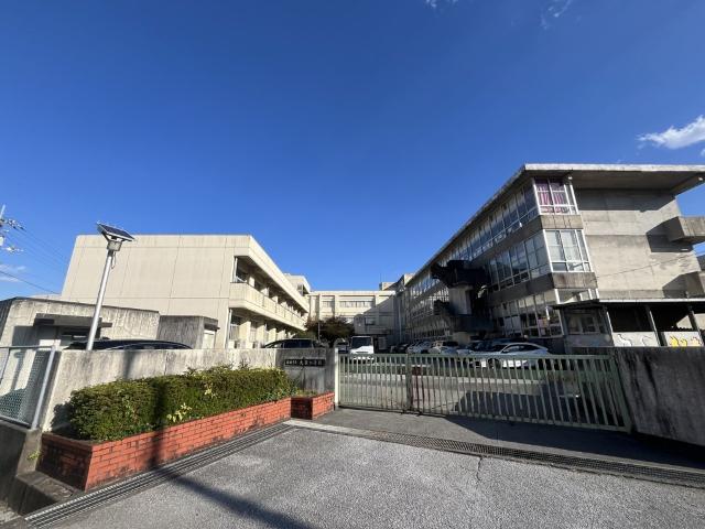 南国市立大篠小学校：940m