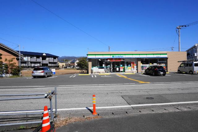 ファミリーマート高知介良店：386m