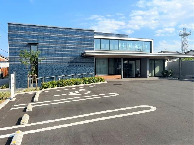 四国銀行山田支店：947m