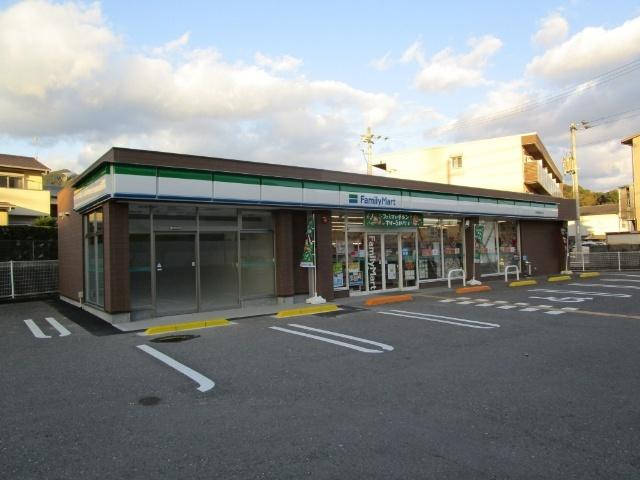 ファミリーマート高知東秦泉寺店：567m