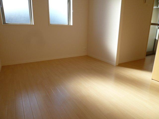 ロココ・モダン舞高 部屋画像