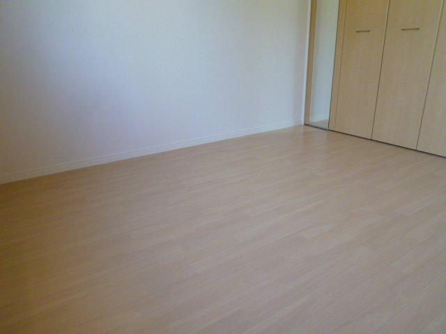 ロココ・モダン舞高 部屋画像