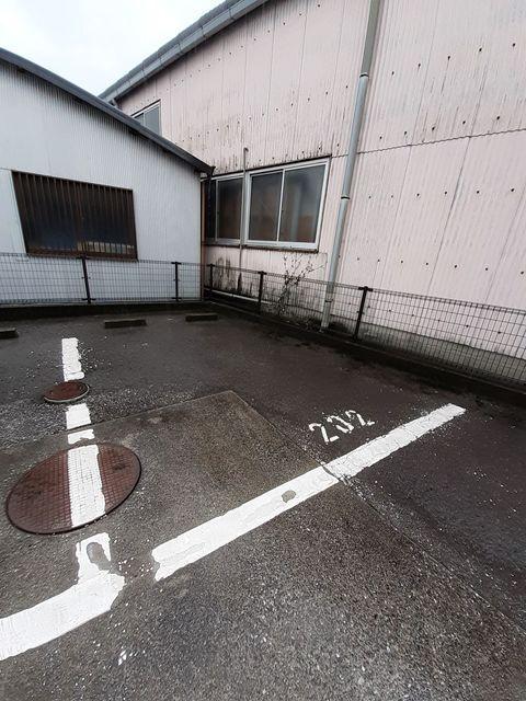 ハートフル園（202） 駐車場