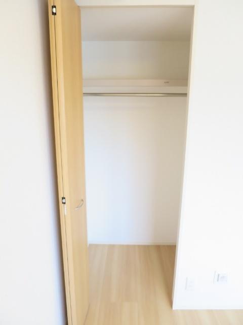 ホワイト　ヒル（302） 収納