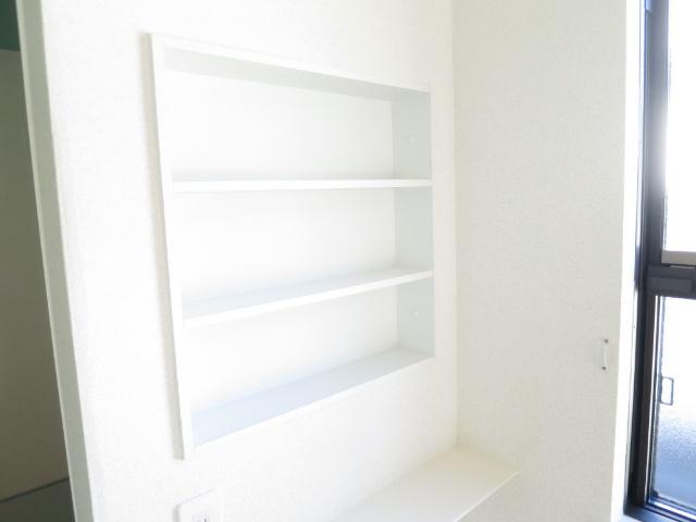 マリオ葛島　Ａ（103） 収納