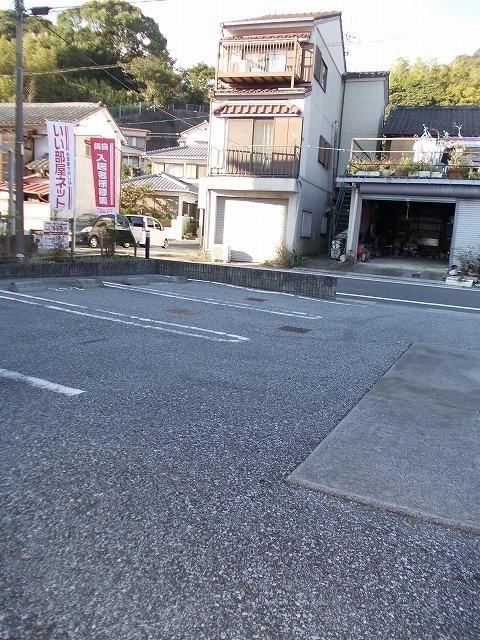 リバージュハイツ　Ⅱ（201） 駐車場