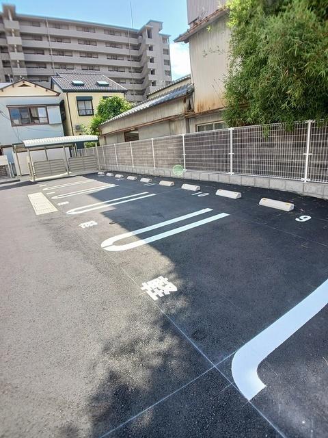 コロレ宝永町（106） 駐車場