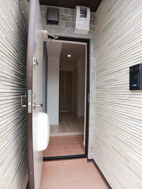 コロレ宝永町（104） 玄関