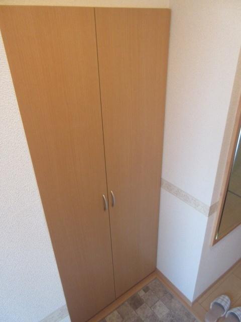 コンフォート（102） 玄関