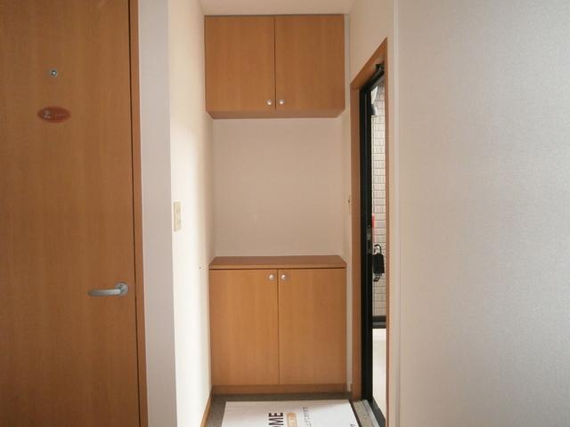 アムール　B棟（101） 玄関