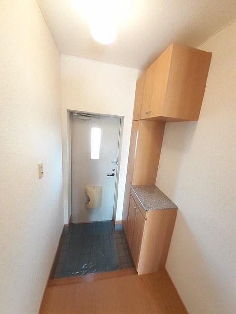 リバージュハイツ　Ⅱ（101） 玄関
