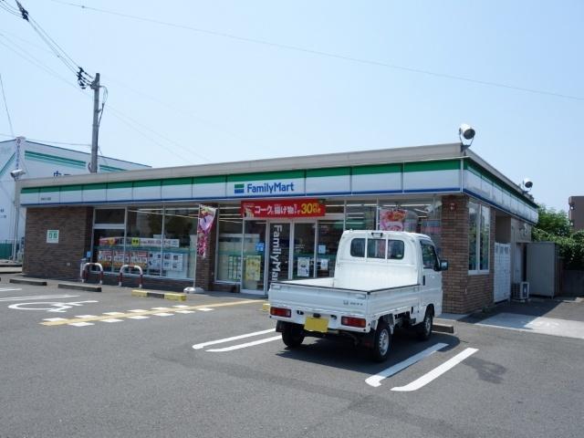 ファミリーマート高知北久保店：333m
