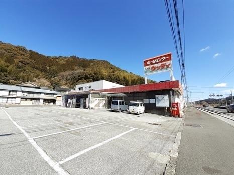 ホームセンター ウッディ 本館：3200m